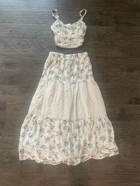 Bundle Floral Eyelet Two-Piece Set - Cream with Pink & Green Floral Size Small
